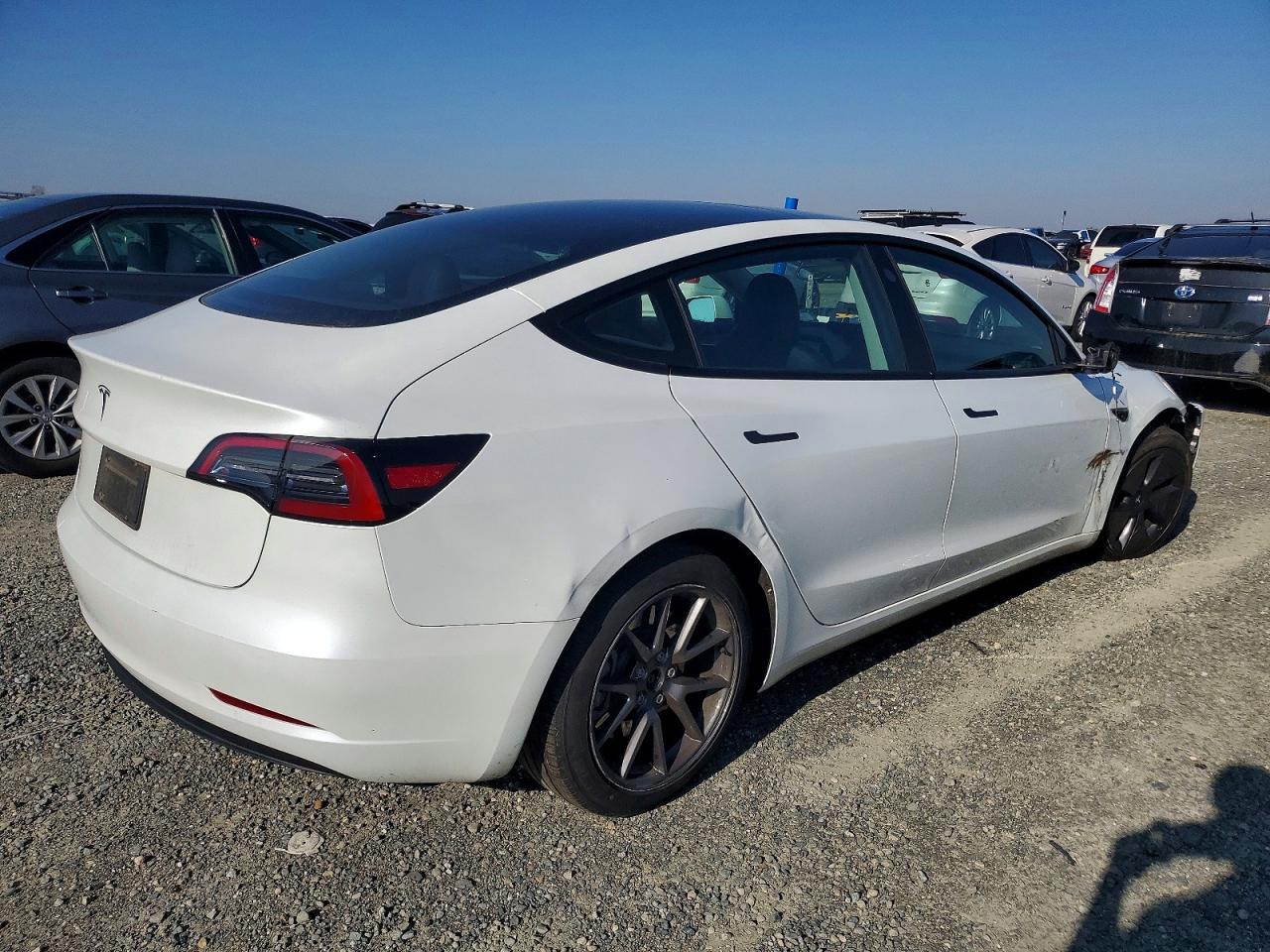 Tesla Model 3 2023 White