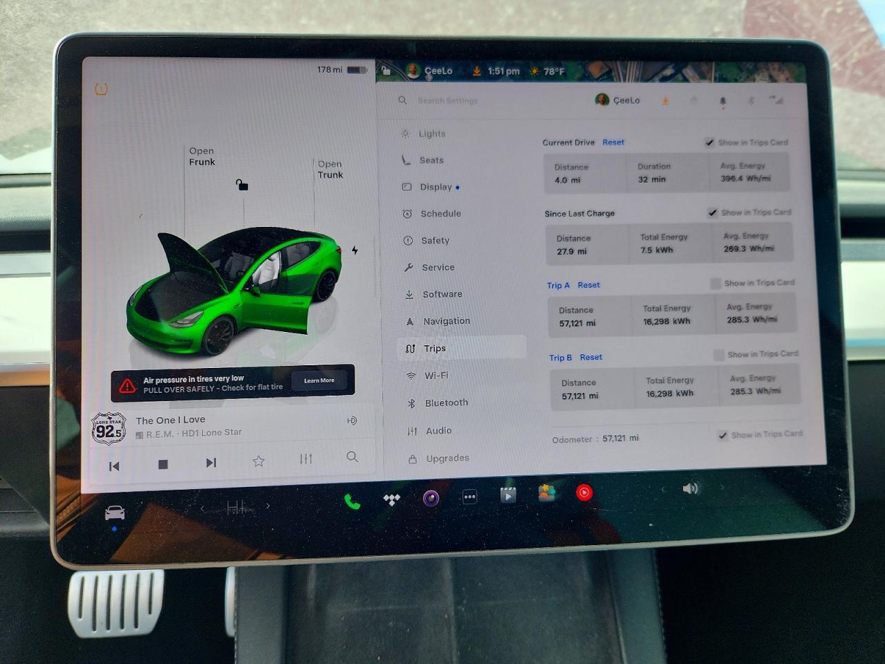 Tesla Model 3 2022 Red