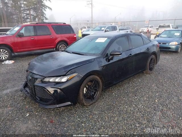 Toyota Avalon Xse Nightshade Hybrid 2022 Black