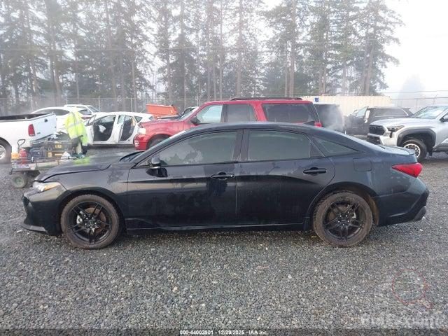 Toyota Avalon Xse Nightshade Hybrid 2022 Black